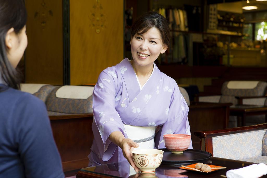 Kasenkyo Izutsuya Hotel Shin'onsen ภายนอก รูปภาพ