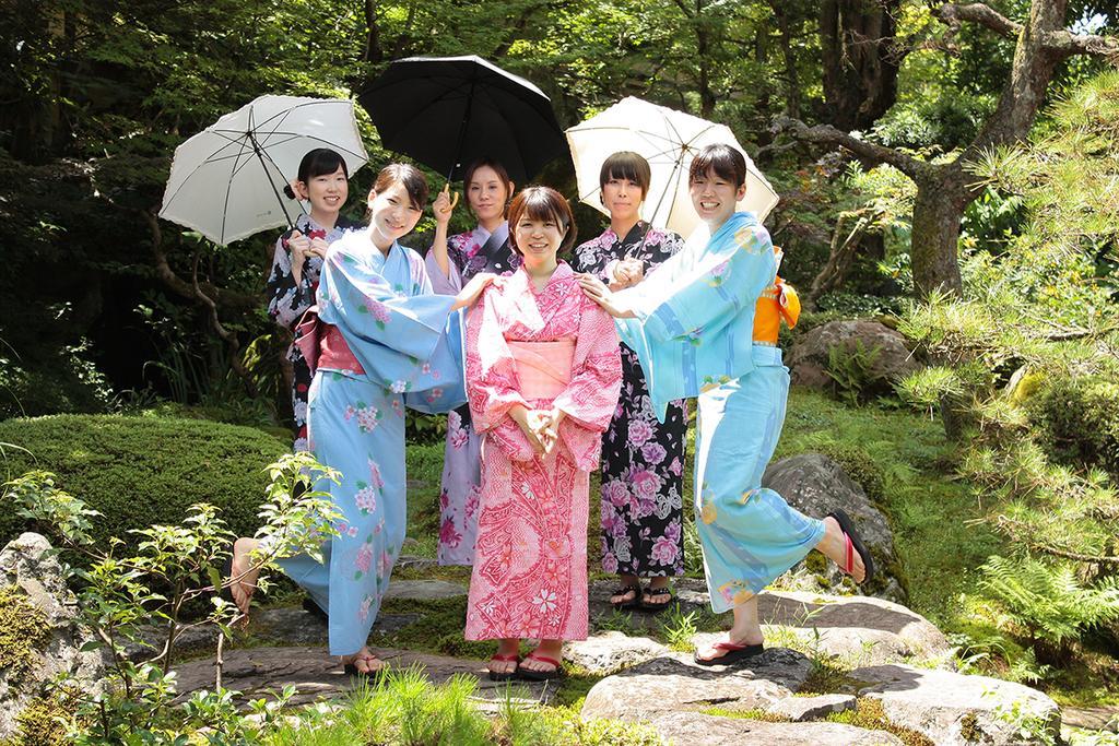 Kasenkyo Izutsuya Hotel Shin'onsen ภายนอก รูปภาพ