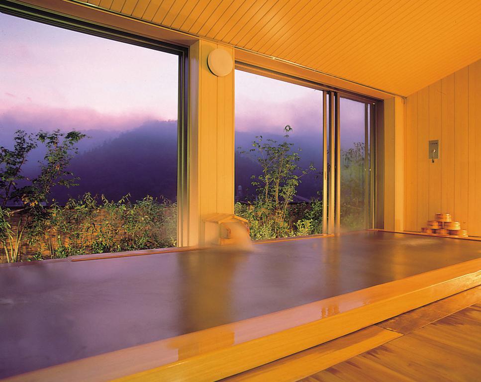 Kasenkyo Izutsuya Hotel Shin'onsen ภายนอก รูปภาพ