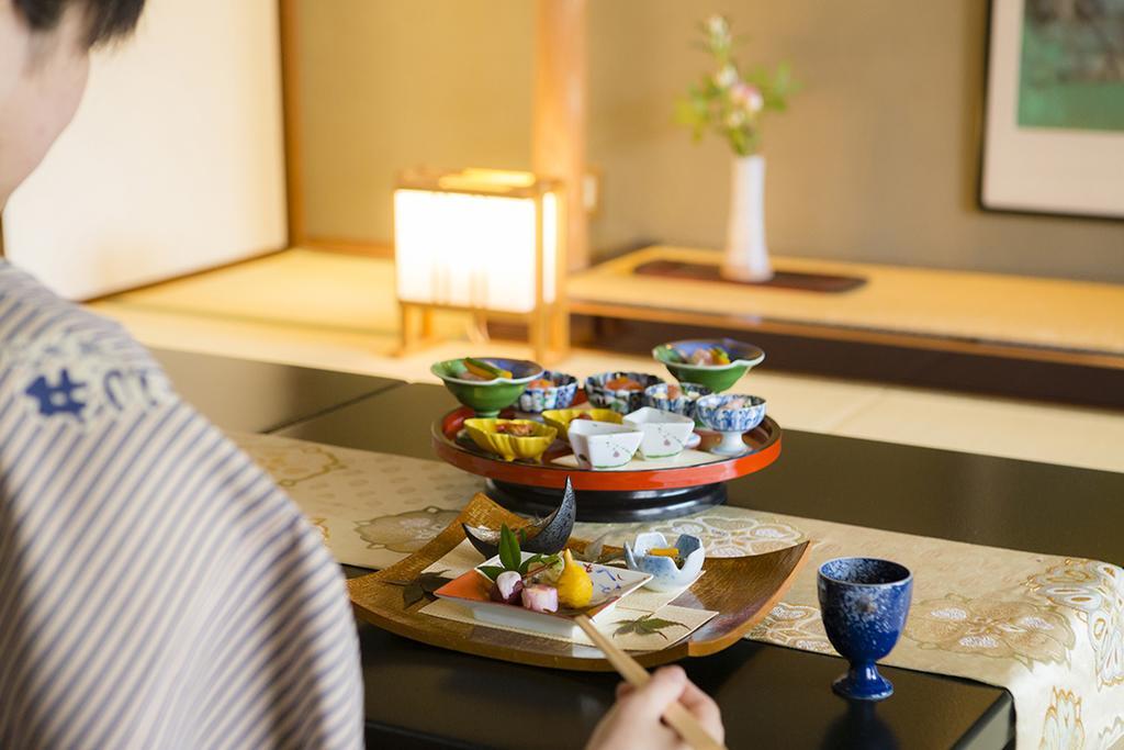 Kasenkyo Izutsuya Hotel Shin'onsen ภายนอก รูปภาพ